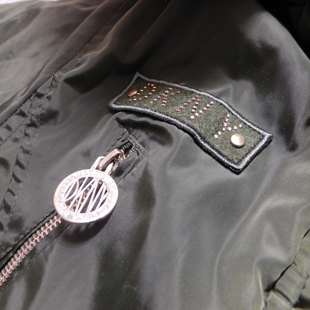 DNKY puff coat large